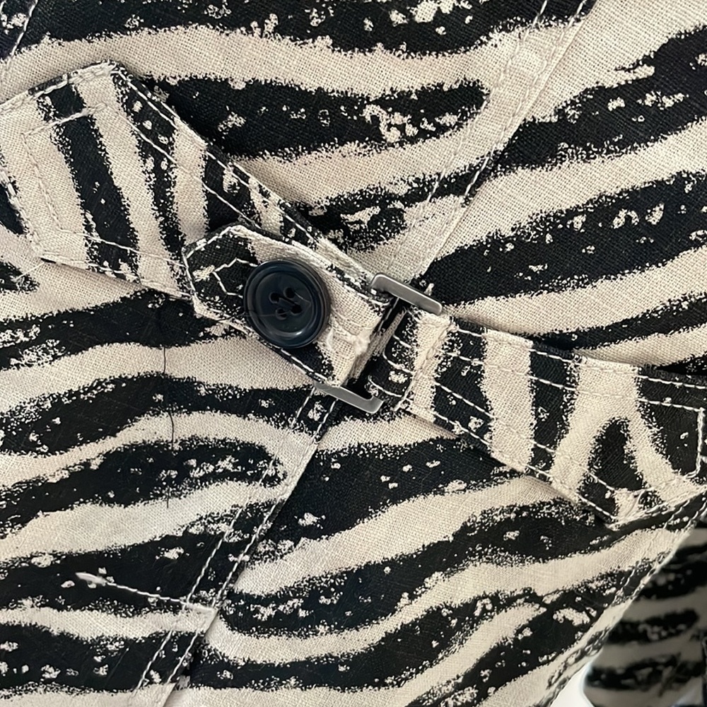 Lined Lightweight Zebra Jacket - image 5